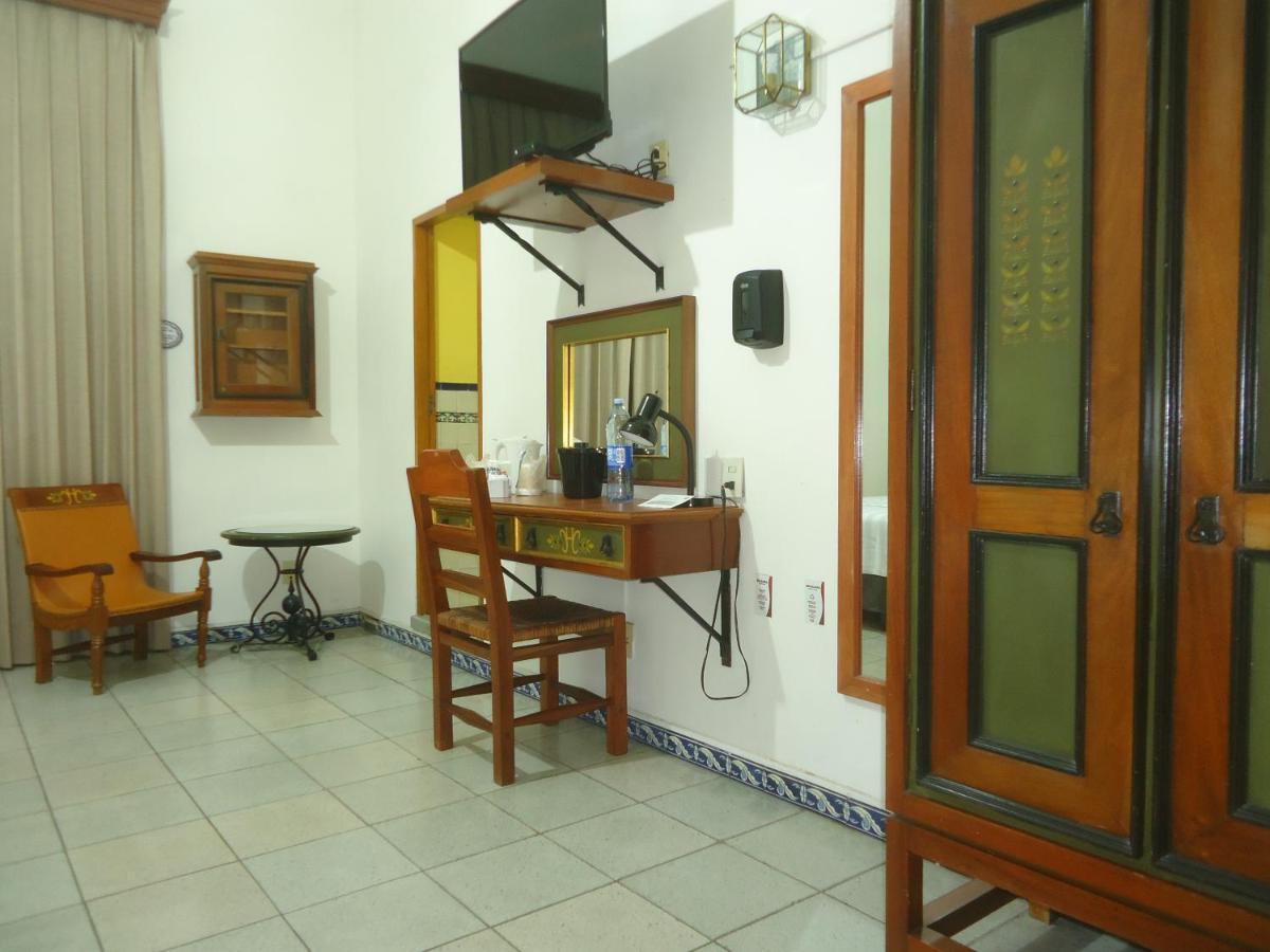 Hotel Concierge Plaza Colima Ngoại thất bức ảnh