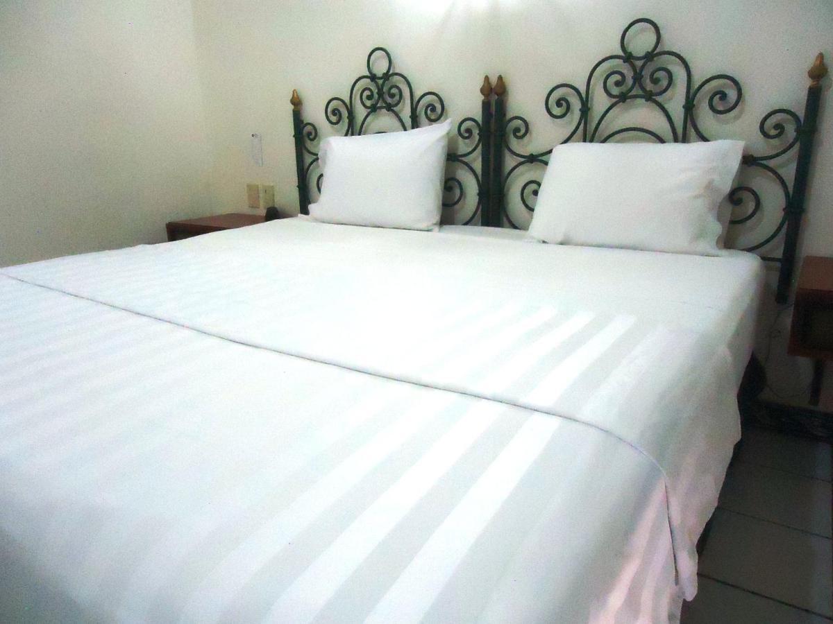 Hotel Concierge Plaza Colima Ngoại thất bức ảnh