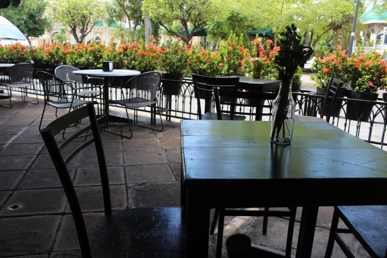 Hotel Concierge Plaza Colima Ngoại thất bức ảnh