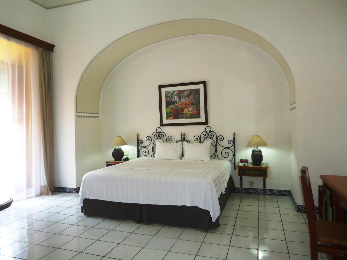 Hotel Concierge Plaza Colima Ngoại thất bức ảnh