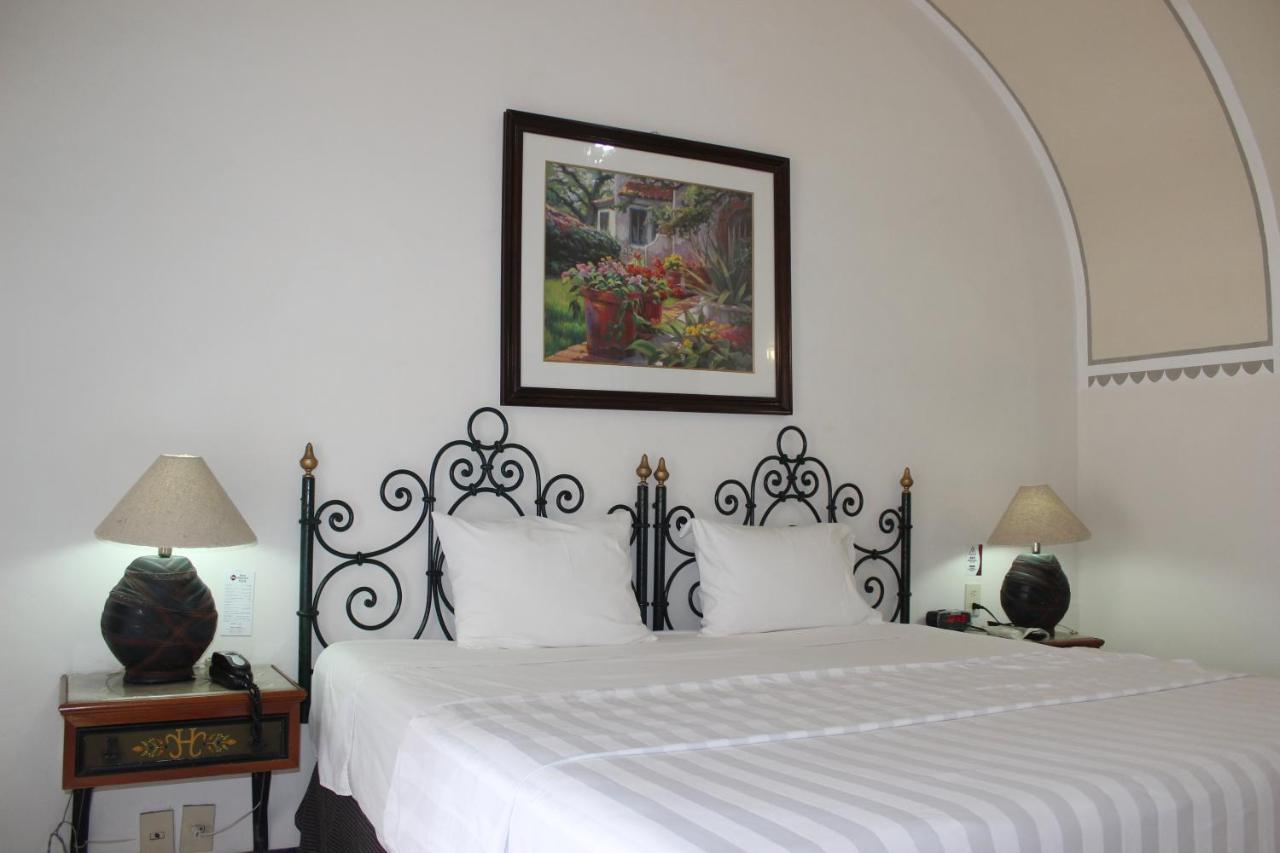 Hotel Concierge Plaza Colima Ngoại thất bức ảnh