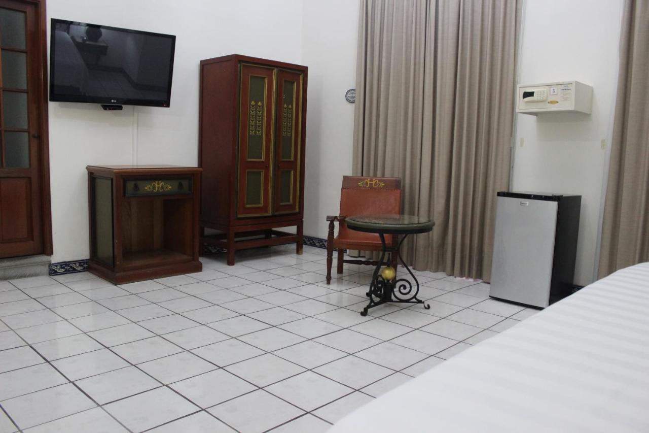 Hotel Concierge Plaza Colima Ngoại thất bức ảnh